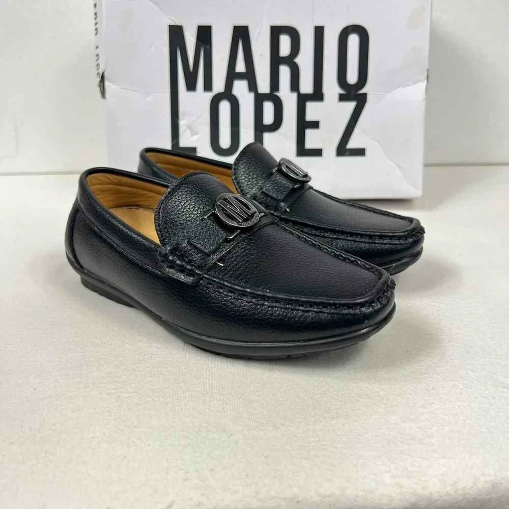 EUC Mario Lopez Hogan Black Loafers Shoes Metal ML Logo Memory Foam Boys 12M